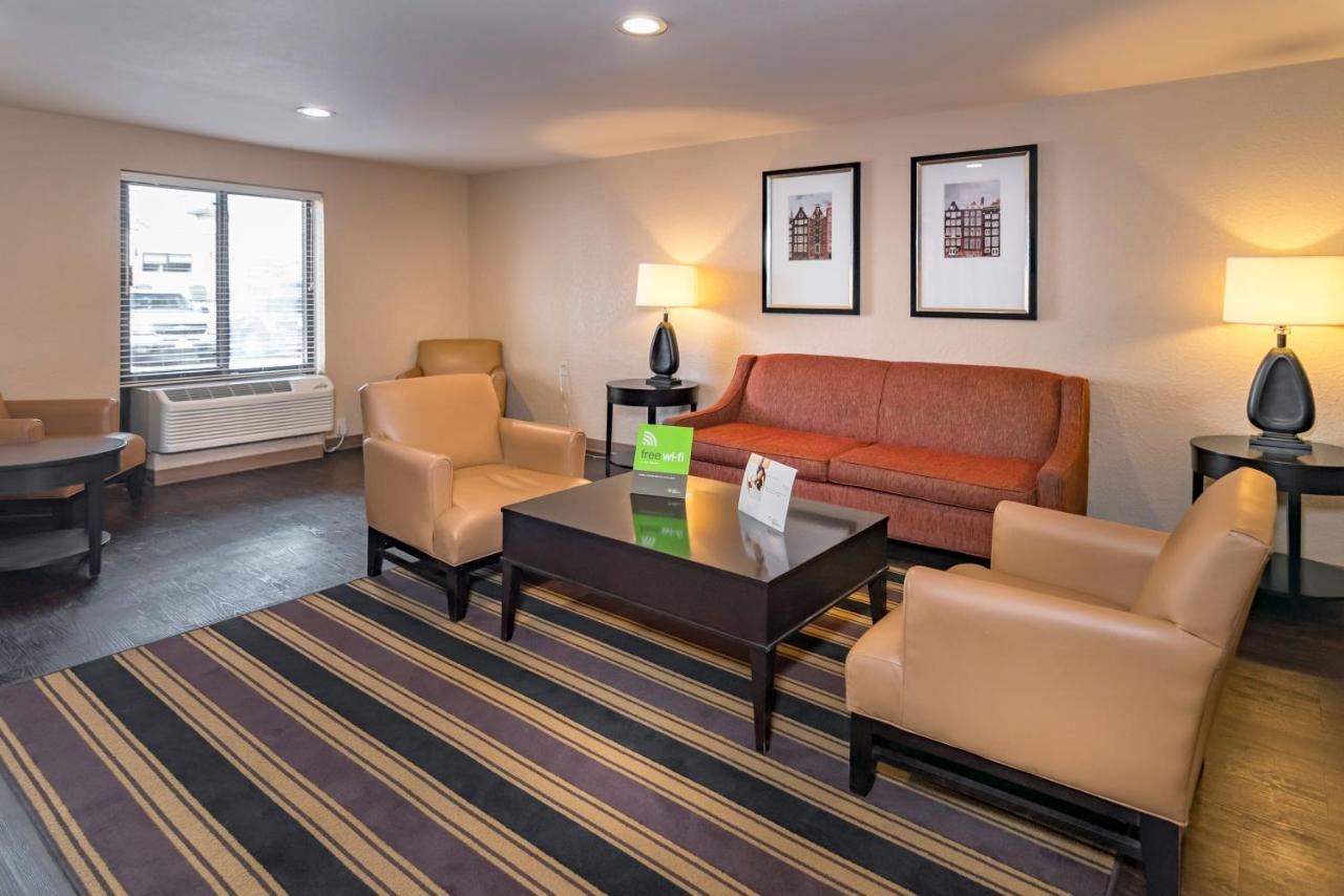 Extended Stay America Suites - Arlington - Six Flags Exteriér fotografie