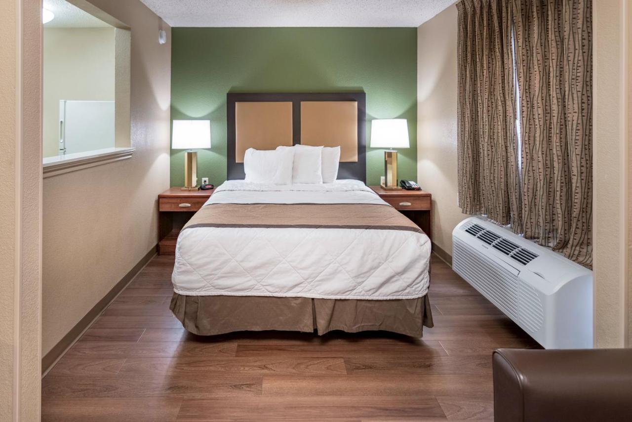 Extended Stay America Suites - Arlington - Six Flags Exteriér fotografie