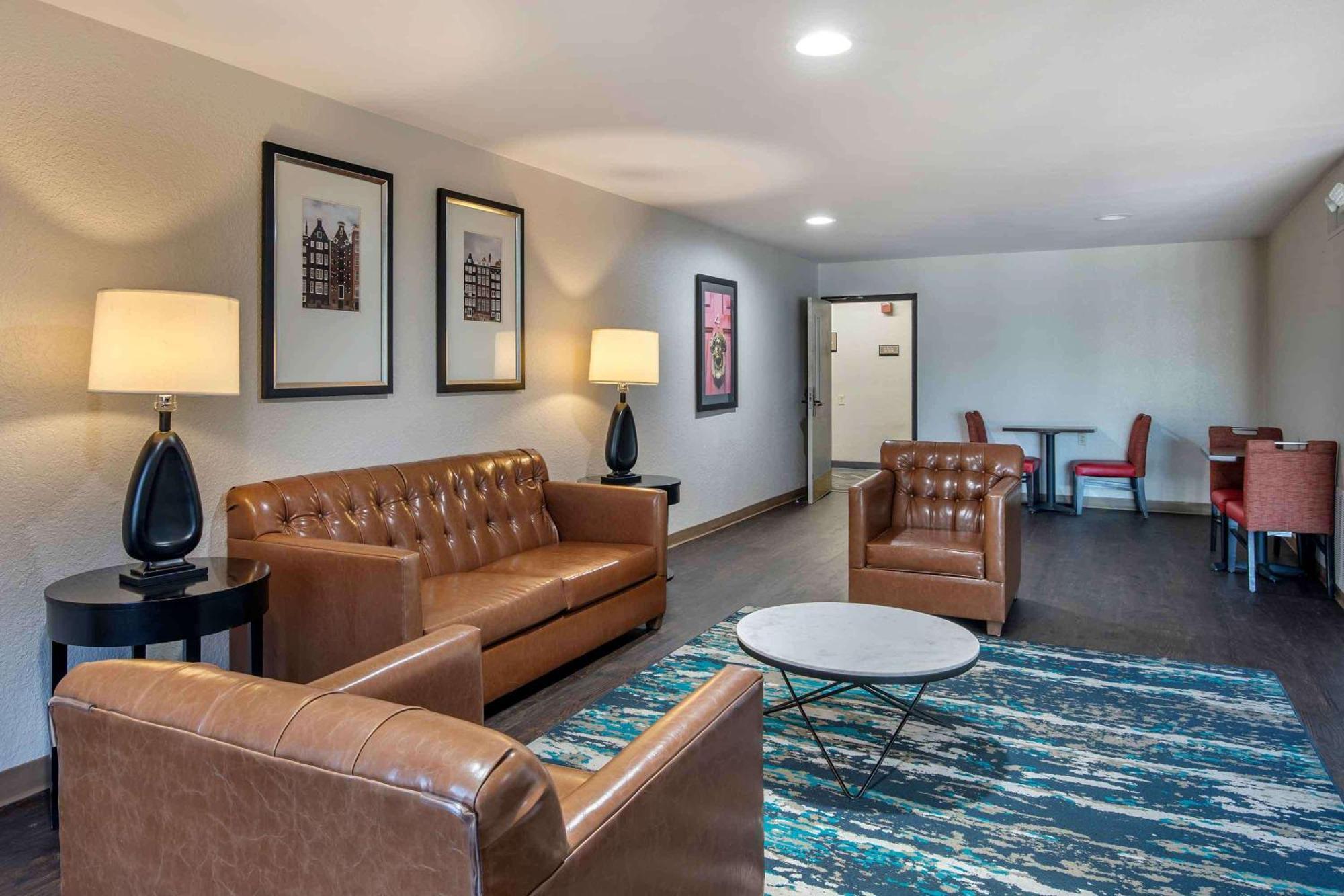 Extended Stay America Suites - Arlington - Six Flags Exteriér fotografie