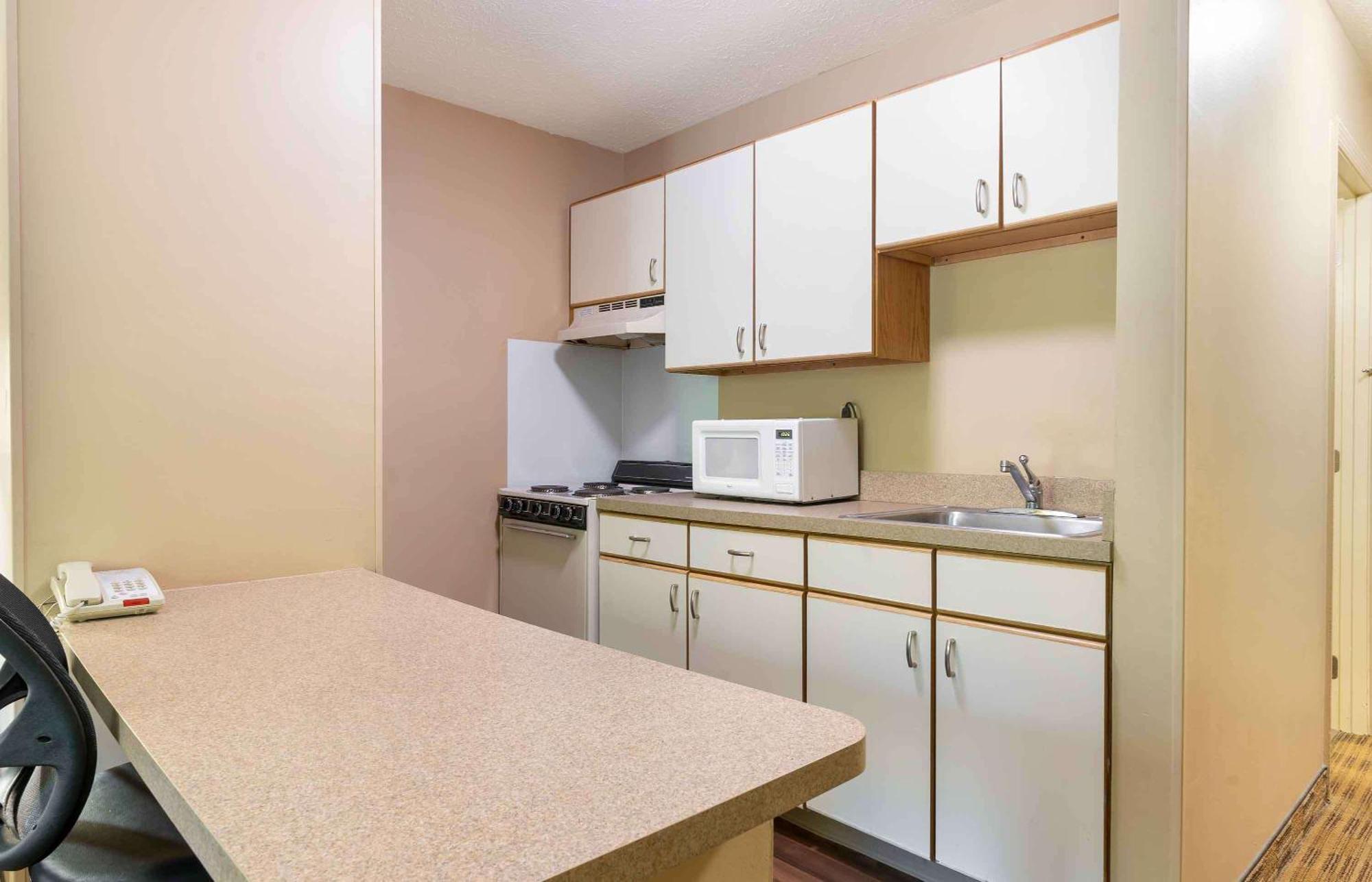 Extended Stay America Suites - Arlington - Six Flags Exteriér fotografie